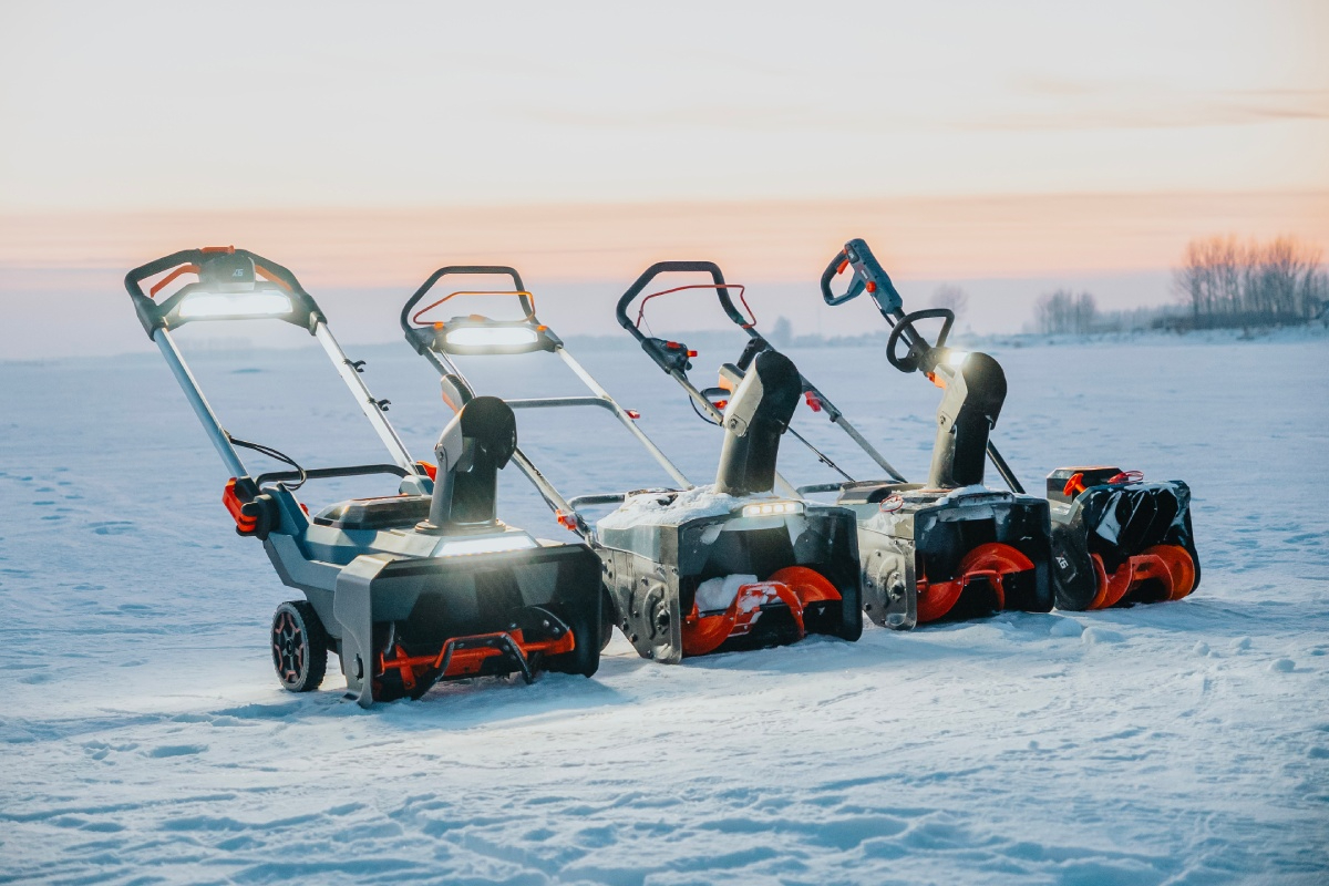 SENIX X6 Cordless Snow Blower
